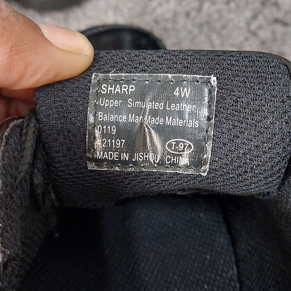 Shoes - Picture 6 of 6